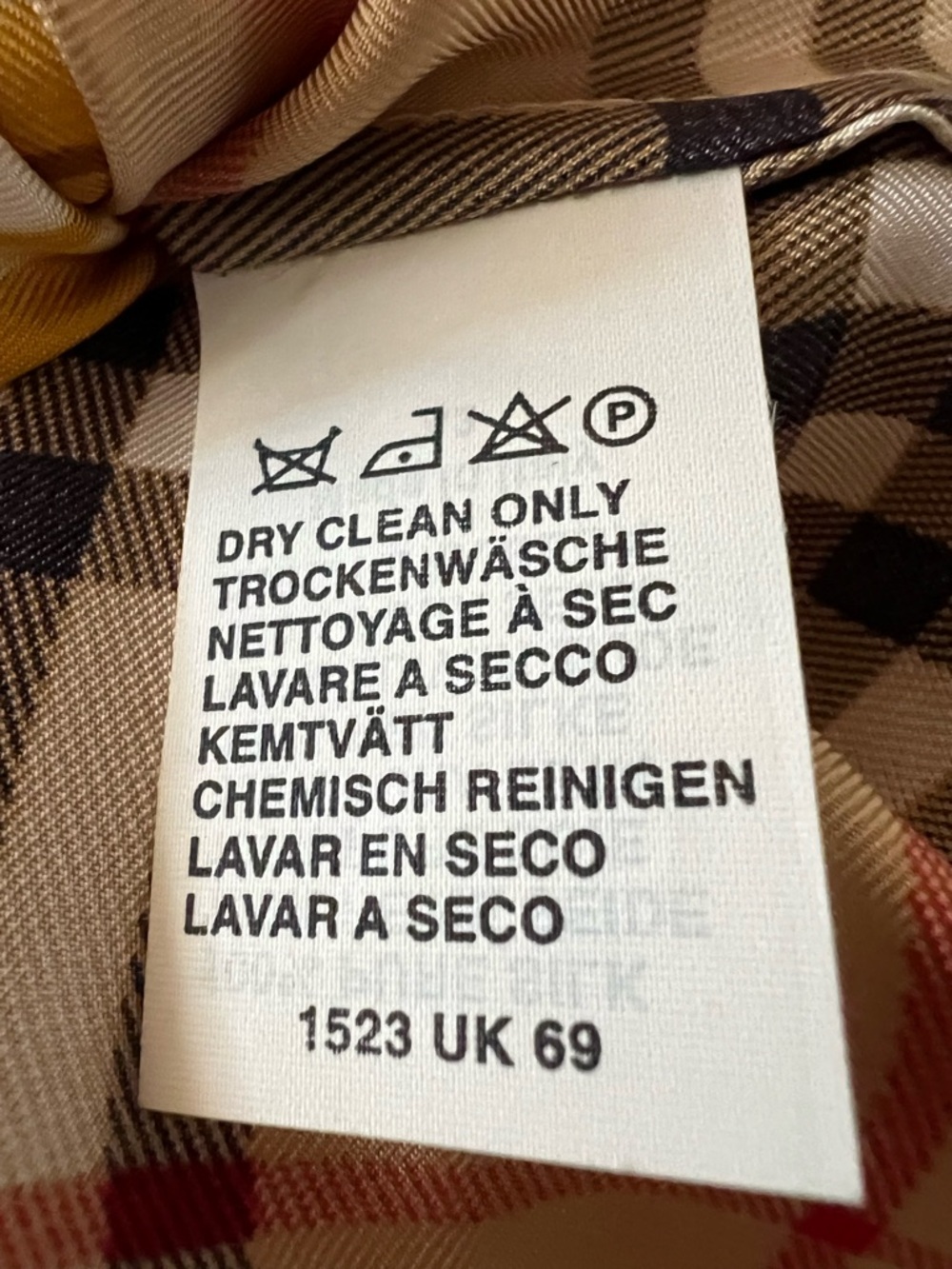 Burberry Beige Plaid Shirt with Gold Baroque Print-Authentic - Picture 7 of 7